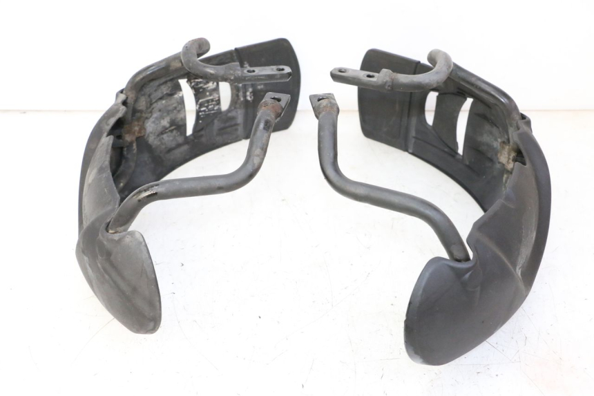 photo de GUARDABARROS DELANTERO PIAGGIO MP3 500 (2011 - 2015) - Detalle de la pieza