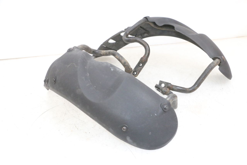 photo de GUARDABARROS DELANTERO PIAGGIO MP3 RL 250 (2006 - 2010) - Detalles de los puntos de fijación