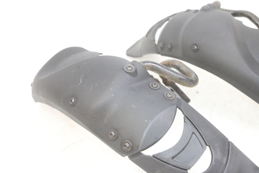 photo de GUARDABARROS DELANTERO PIAGGIO MP3 RL 250 (2006 - 2010) - Otra vista del artículo