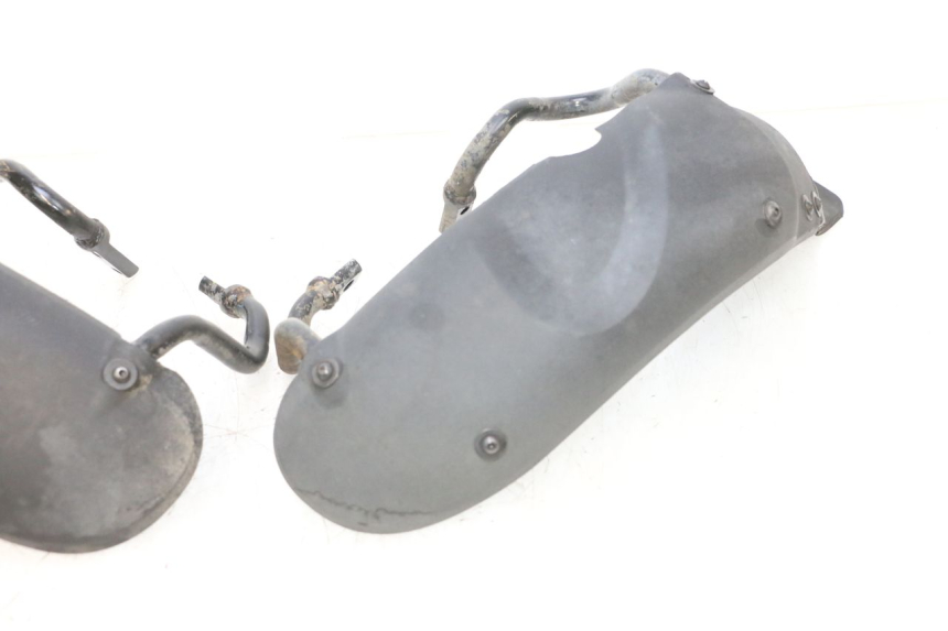 photo de GUARDABARROS DELANTERO PIAGGIO MP3 RL 250 (2006 - 2010) - Estado de la superficie y material