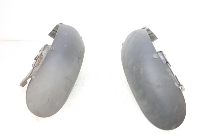 photo de GUARDABARROS DELANTERO PIAGGIO MP3 125 (2006 - 2014) - Otra perspectiva