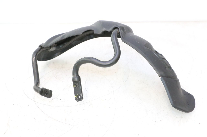 photo de GUARDABARROS DELANTERO PIAGGIO MP3 500 (2011 - 2015) - Estado de la superficie y material