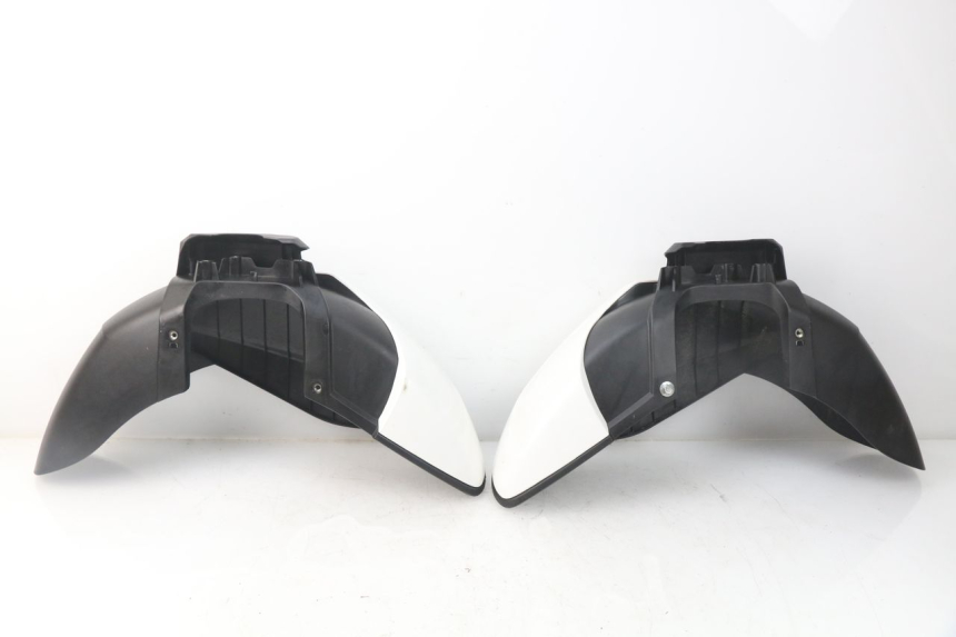 photo de GUARDABARROS DELANTERO MBK MW TRYPTIK 125 (2017 - 2022) - Vista principal