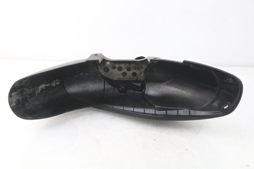 photo de GUARDABARROS DELANTERO MBK MW TRYPTIK 125 (2017 - 2022) - Primer plano técnico