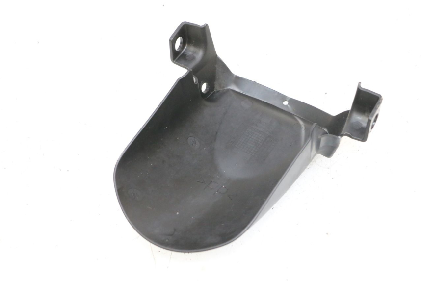 photo de GUARDABARROS DELANTERO YAMAHA NEO'S CORE 1 (2022 - 2026) - Detalle de la pieza