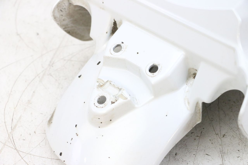 photo de GUARDABARROS DELANTERO YAMAHA NEOS NEO'S 4T 50 (2008 - 2016) - Detalles de los puntos de fijación