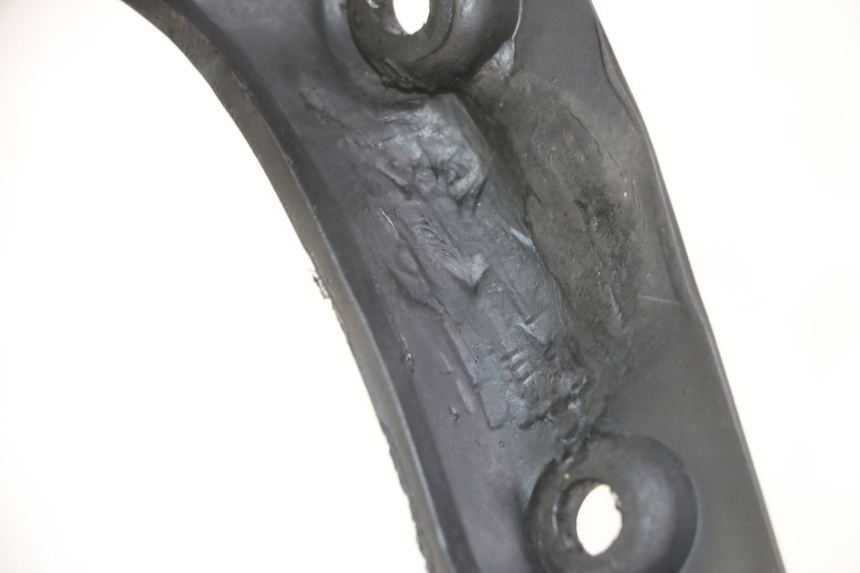 photo de GUARDABARROS DELANTERO PIAGGIO NEW TYPHOON 50 (2018 - 2021) - Detalle de la pieza