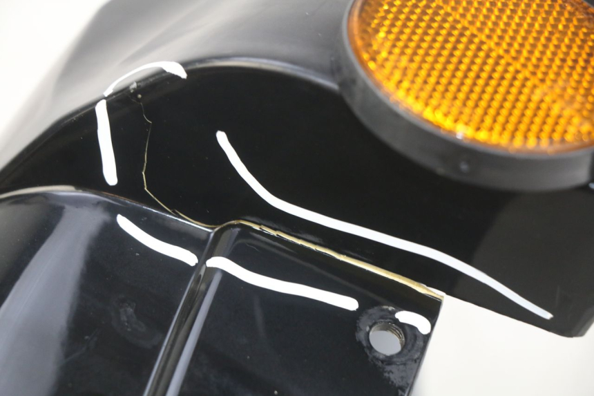 photo de GUARDABARROS DELANTERO YAMASAKI RAPTOR 50 (2013 - 2018) - Detalle de la pieza