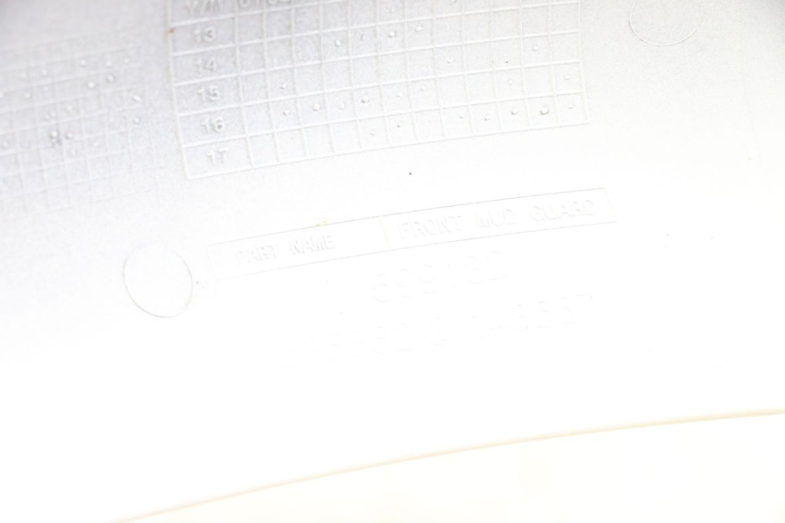 photo de GUARDABARROS DELANTERO ROYAL ENFIELD CONTINENTAL GT 650 (2019 - 2024) - Primer plano técnico