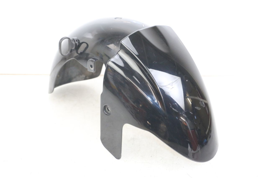 photo de GUARDABARROS DELANTERO DAELIM S3 125 (2010 - 2017) - Detalles de los puntos de fijación