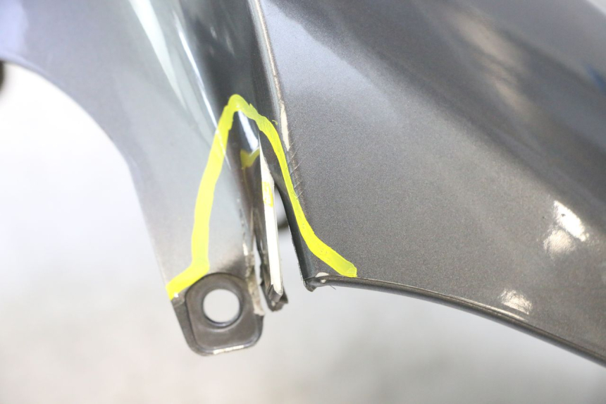 photo de GUARDABARROS DELANTERO PEUGEOT SATELIS 125 (2013 - 2018) - Marcados y referencias originales