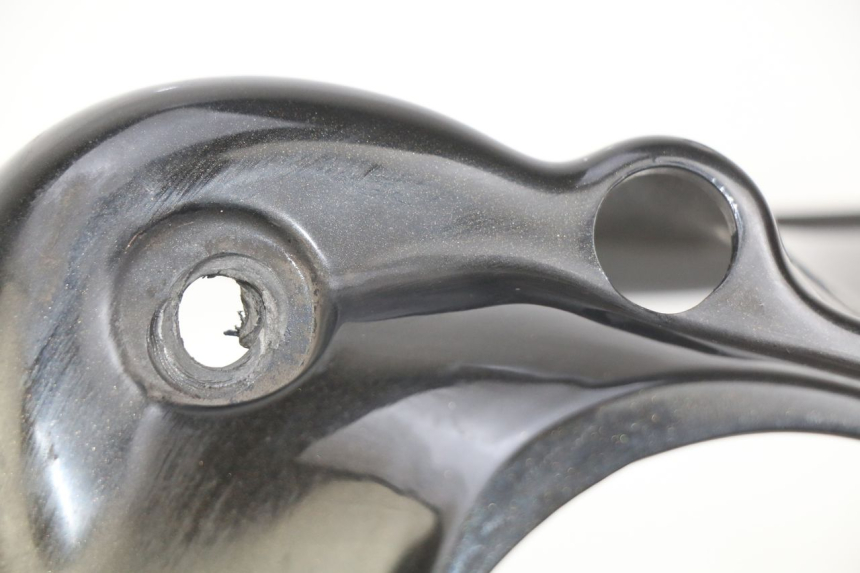 photo de GUARDABARROS DELANTERO APRILIA SCARABEO 100 (2003 - 2012) - Primer plano técnico