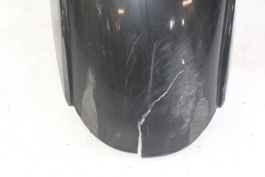 photo de GUARDABARROS DELANTERO APRILIA SCARABEO 100 (2003 - 2012) - Detalles de los puntos de fijación