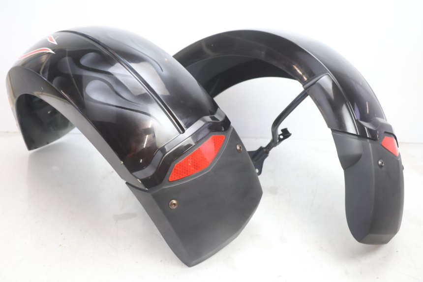 photo de GUARDABARROS DELANTERO CAN-AM SPYDER RS 1000 (2008 - 2012) - Marcados y referencias originales