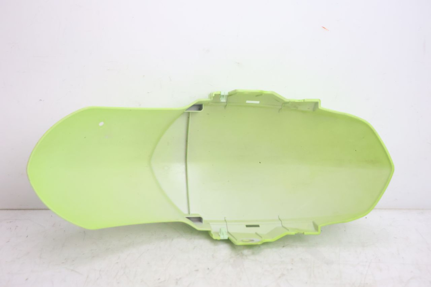 photo de GUARDABARROS DELANTERO PEUGEOT STREETZONE NAKED 2T 50 (2014 - 2018) - Detalles de los puntos de fijación