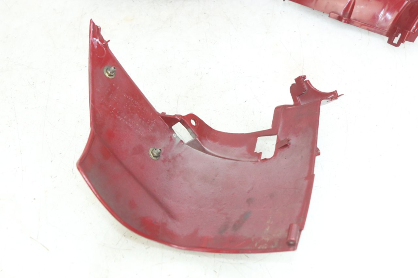 photo de GUARDABARROS DELANTERO PEUGEOT SV 125 (1991 - 1994) - Primer plano de alta resolución