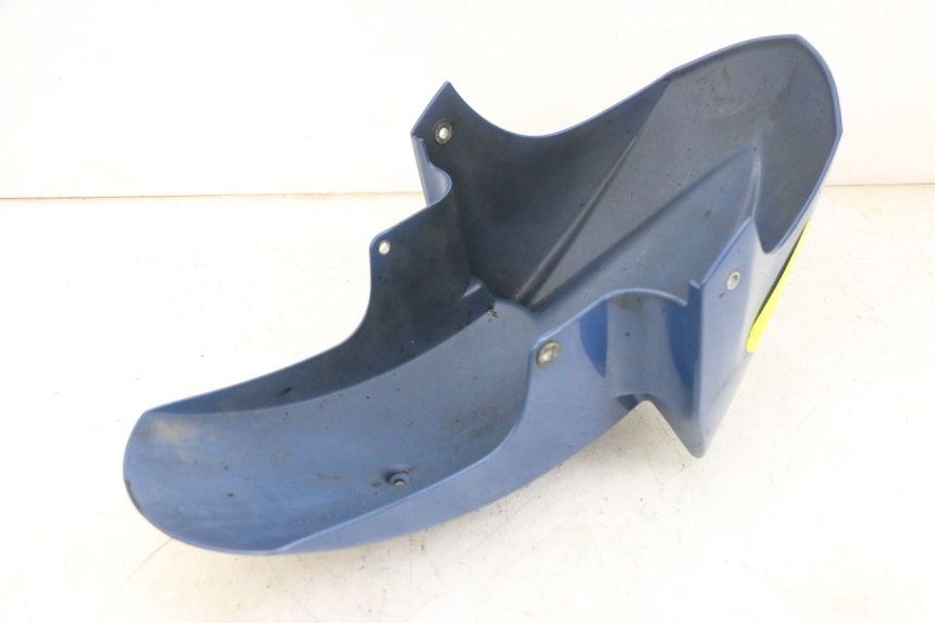 photo de GUARDABARROS DELANTERO YAMAHA TDM ABS 900 (2002 - 2014) - Primer plano técnico