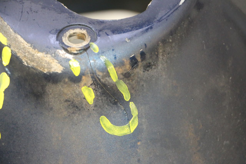 photo de GUARDABARROS DELANTERO PIAGGIO VESPA LX 2T 50 (2005 - 2013) - Detalles de los puntos de fijación