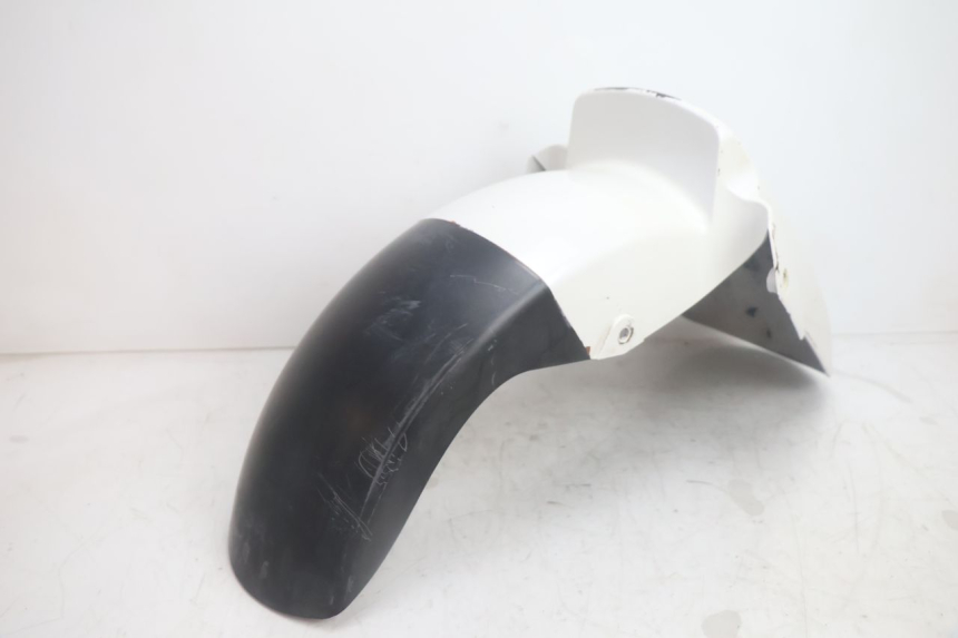 photo de GUARDABARROS DELANTERO YAMAHA XMAX X-MAX 125 (2006 - 2009) - Estado de la superficie y material