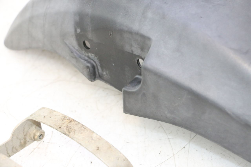 photo de GUARDABARROS DELANTERO HONDA XLV VARADERO 125 (2007 - 2012) - Detalles de los puntos de fijación