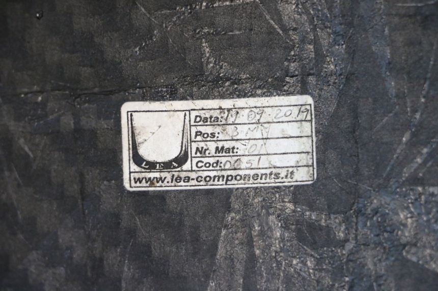 photo de GUARDABARROS DELANTERO YAMAHA XP T-MAX ABS 500 (2005 - 2005) - Primer plano técnico
