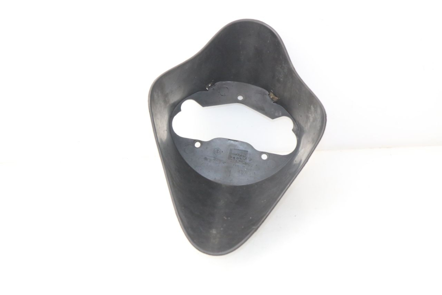 photo de GUARDABARROS DELANTERO PIAGGIO ZIP 2T 50 (2009 - 2019) - Detalle de la pieza