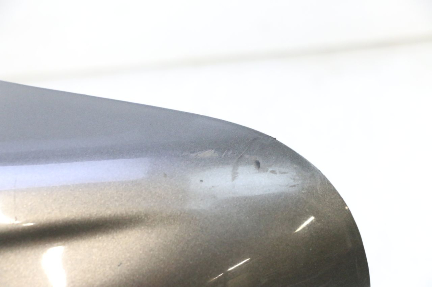 photo de GUARDABARROS DELANTERO KAWASAKI ZZR 600 (1995 - 2004) - Marcados y referencias originales