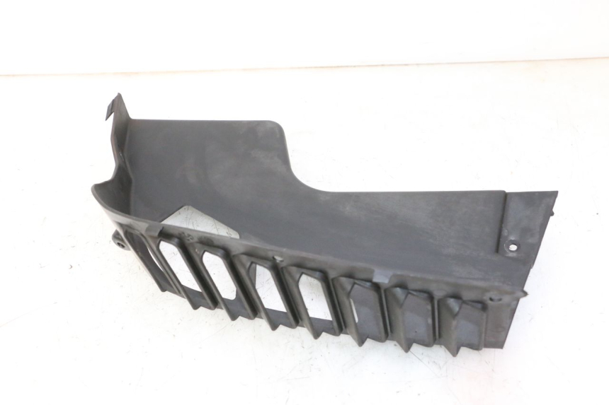 photo de RADIADOR CUBIERTA DERECHA QUADRO 4 4D 350 (2015 - 2018) - Vista general del producto