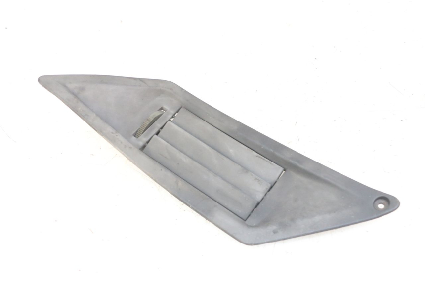 photo de RADIADOR CUBIERTA DERECHA GILERA NEXUS 125 (2009 - 2013) - Recambio usado revisado