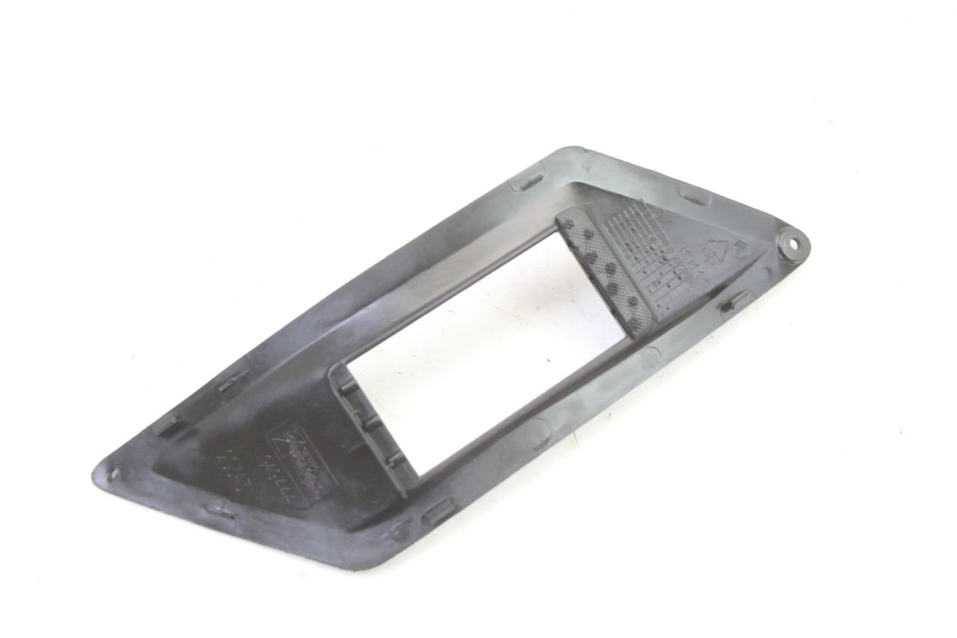 photo de RADIADOR CUBIERTA DERECHA GILERA RUNNER SP 50 (2006 - 2008) - Detalle de la pieza