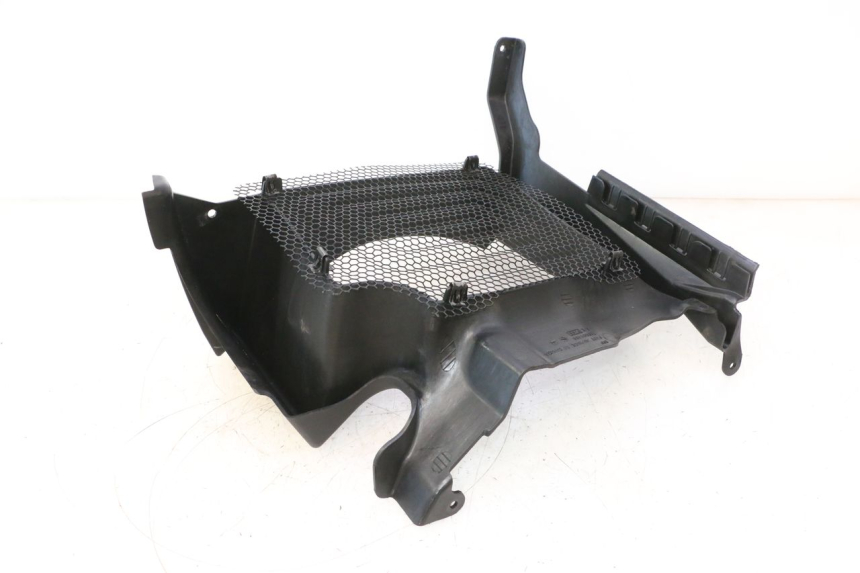 photo de RADIADOR CUBIERTA DERECHA CAN-AM SPYDER RS 1000 (2008 - 2012) - Otra perspectiva