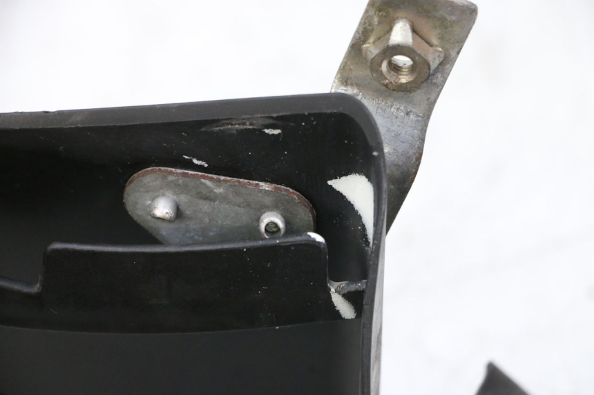 photo de RADIADOR CUBIERTA DERECHA PIAGGIO VESPA GTS SUPER IE 125 (2009 - 2016) - Detalle de la pieza