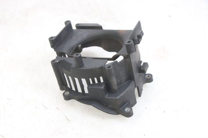 photo de REJILLA DEL RADIADOR TNT MOTOR FASTINO 4T 50 (2013 - 2019) - Primer plano técnico