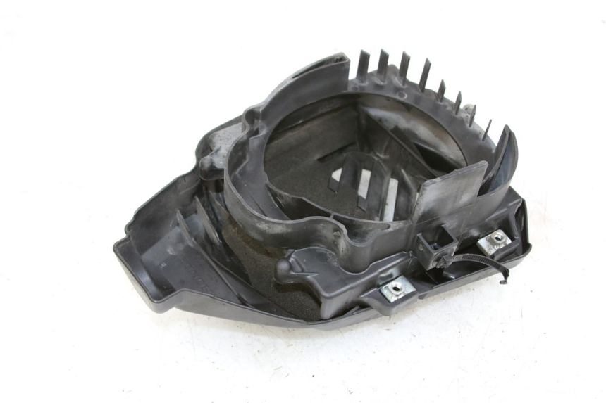 photo de RADIADOR CUBIERTA HONDA FORZA 125 (2015 - 2016) - Zoom estado de uso