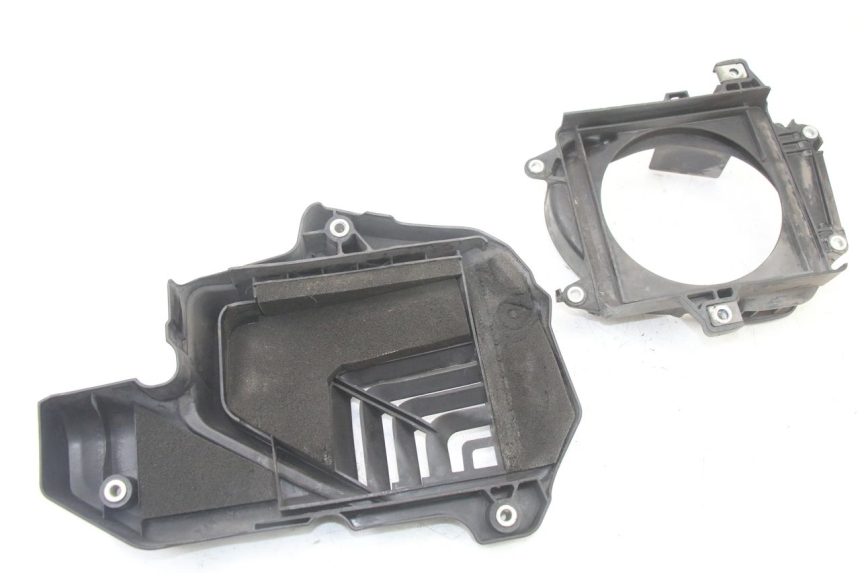 photo de RADIADOR CUBIERTA HONDA FORZA 125 (2021 - 2025) - Detalle de la pieza