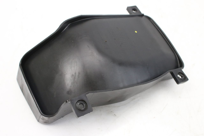 photo de REJILLA DEL RADIADOR IZQUIERDA PIAGGIO VESPA GTS IGET ABS 125 (2017 - 2023) - Primer plano técnico