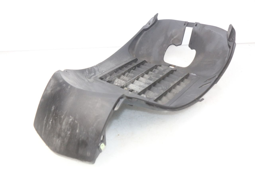 photo de REJILLA DEL RADIADOR PEUGEOT GEOPOLIS 400 (2007 - 2013) - Zoom estado de uso