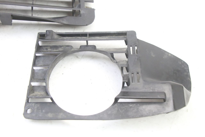 photo de RADIADOR CUBIERTA HONDA MTX TC02 125 (1987 - 1989) - Zoom estado de uso