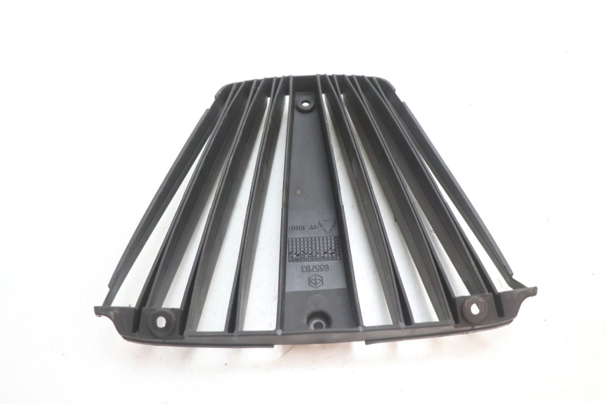 photo de RADIADOR CUBIERTA PIAGGIO MP3 LT 300 (2010 - 2016) - Otra perspectiva