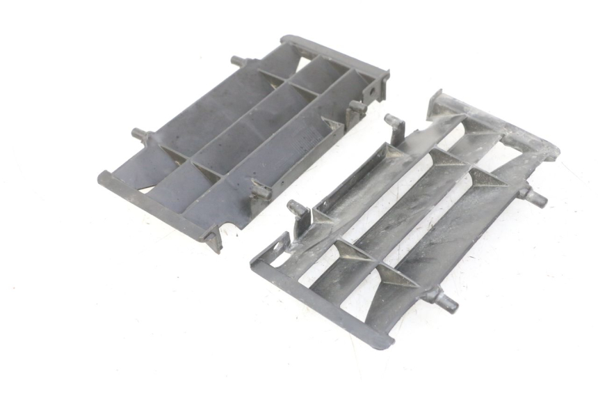 photo de RADIADOR CUBIERTA RIEJU MRT 50 (2018 - 2021) - Zoom estado de uso