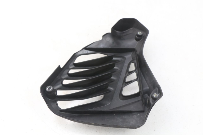 photo de RADIADOR CUBIERTA MBK MW TRYPTIK 125 (2017 - 2022) - Primer plano técnico