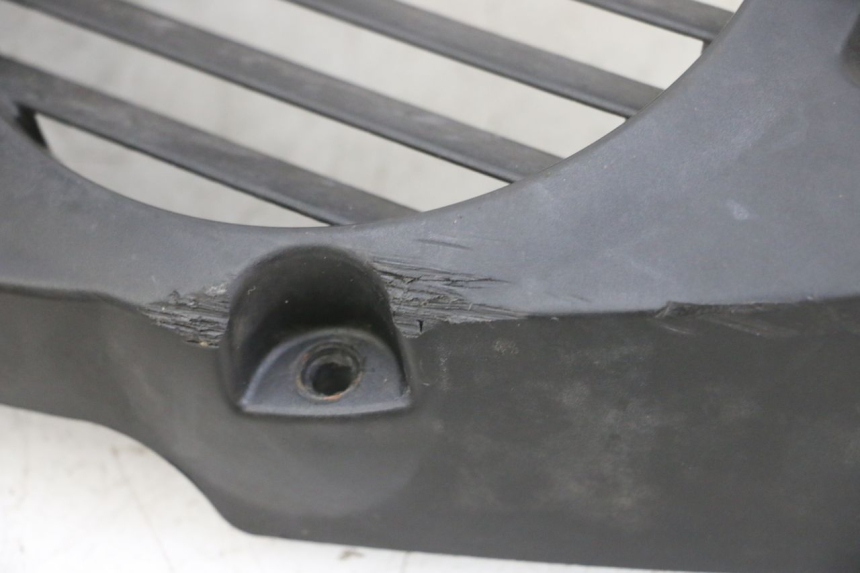 photo de REJILLA DEL RADIADOR YAMAHA NEOS NEO'S 4T 50 (2008 - 2016) - Primer plano técnico