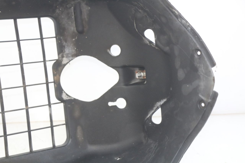photo de REJILLA DEL RADIADOR GILERA NEXUS 125 (2007 - 2009) - Primer plano técnico