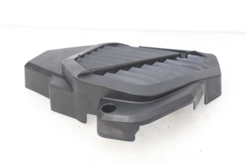 photo de RADIADOR CUBIERTA HONDA PCX (JF57/JF64) 125 (2014 - 2018) - Primer plano técnico