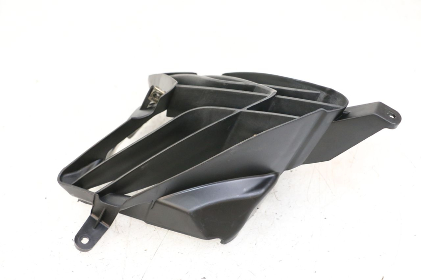 photo de RADIADOR CUBIERTA PEUGEOT SPEEDFIGHT 3 LC 2T 50 (2009 - 2015) - Primer plano técnico