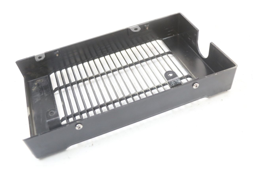 photo de RADIADOR CUBIERTA REGAL RAPTOR SPYDER 125 (2010 - 2018) - Otra perspectiva