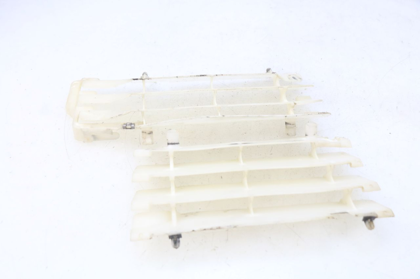 photo de REJILLA DEL RADIADOR SUZUKI RM-Z RMZ 250 (2010 - 2016) - Zoom estado de uso