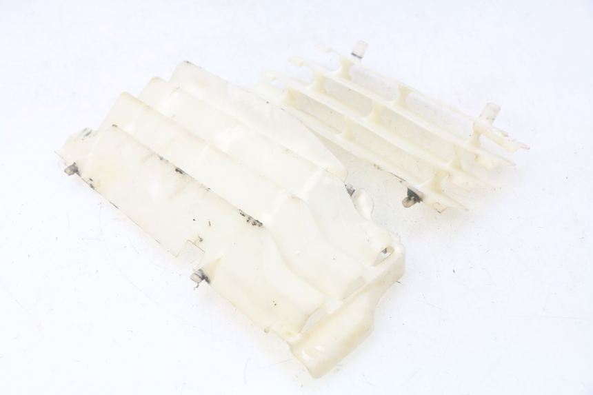 photo de REJILLA DEL RADIADOR SUZUKI RM-Z RMZ 250 (2010 - 2016) - Otra perspectiva