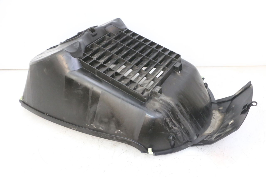 photo de REJILLA DEL RADIADOR PEUGEOT SATELIS COMPRESSOR K15 125 (2006 - 2009) - Zoom estado de uso