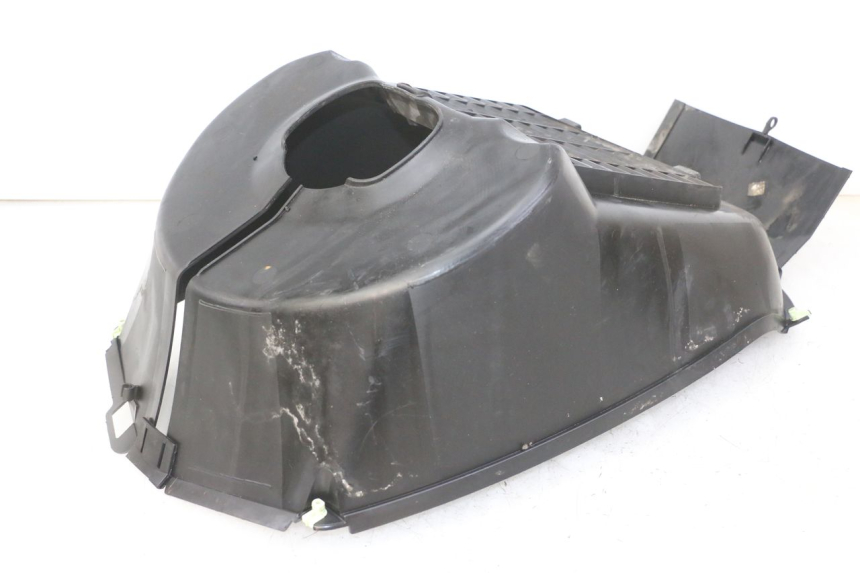 photo de REJILLA DEL RADIADOR PEUGEOT SATELIS COMPRESSOR K15 125 (2006 - 2009) - Otra perspectiva